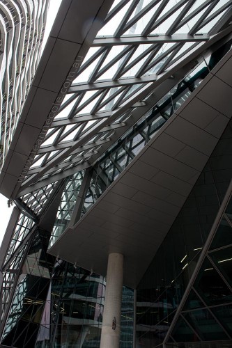 buildings-Melbourne-Docklands-up-entrances