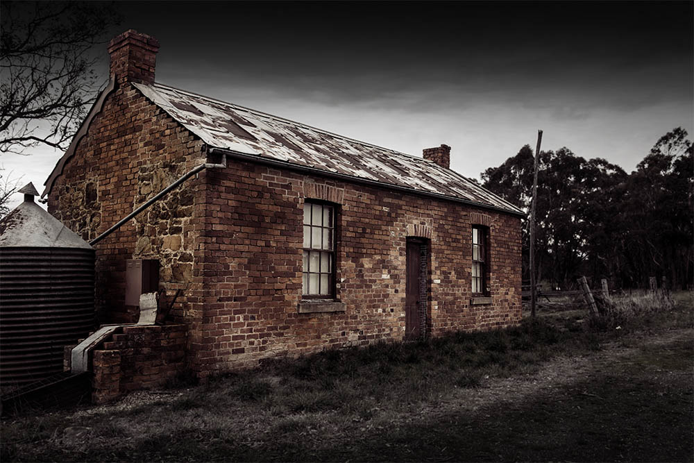house-old-brick-maldon-abandoned