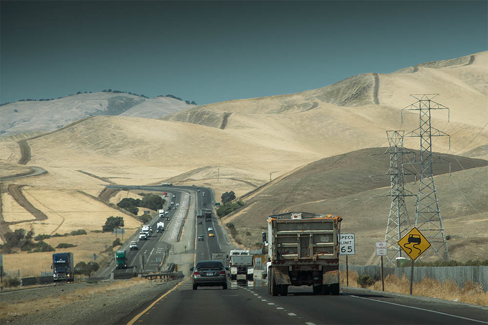 highways-california-sierra-summer-hot-colour