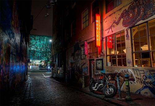 hosier-lane-night-federationsquare-melbourne