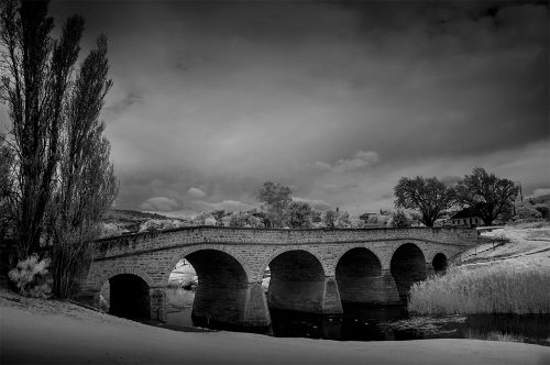 richmond-bridge-tasmania-infrared-monochrome