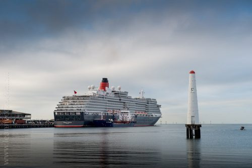 queen-victoria-docked-melbourne-8024