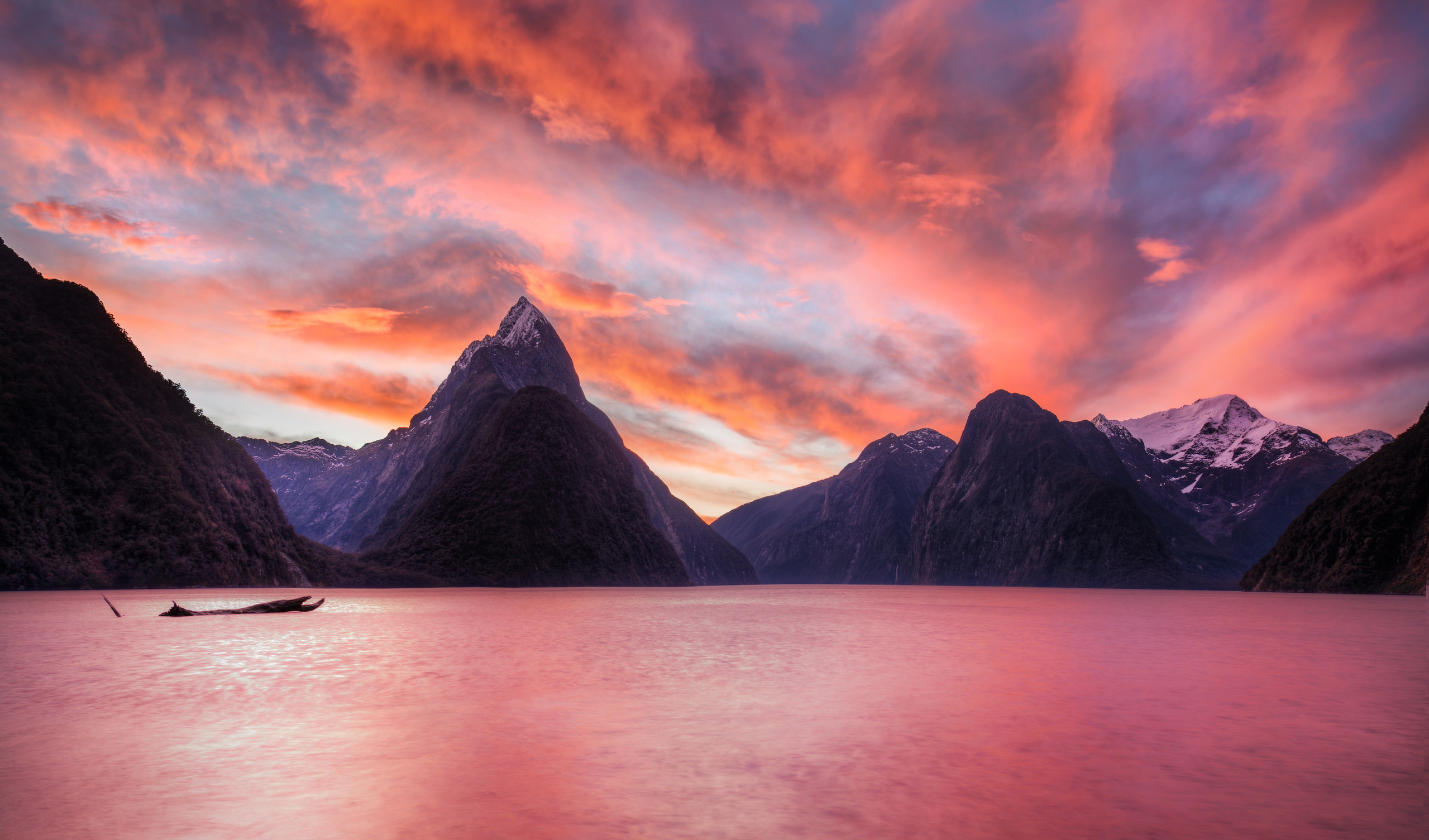 Trey Ratcliff - Milford Sound - The Milky Pink Sea at Milford Sound-X5