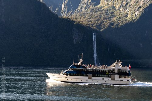 milford sound-boatcruise-fiordland-newzealand-0146